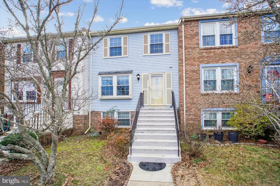 5332 LAROCHELLE CT, Alexandria, VA 22315