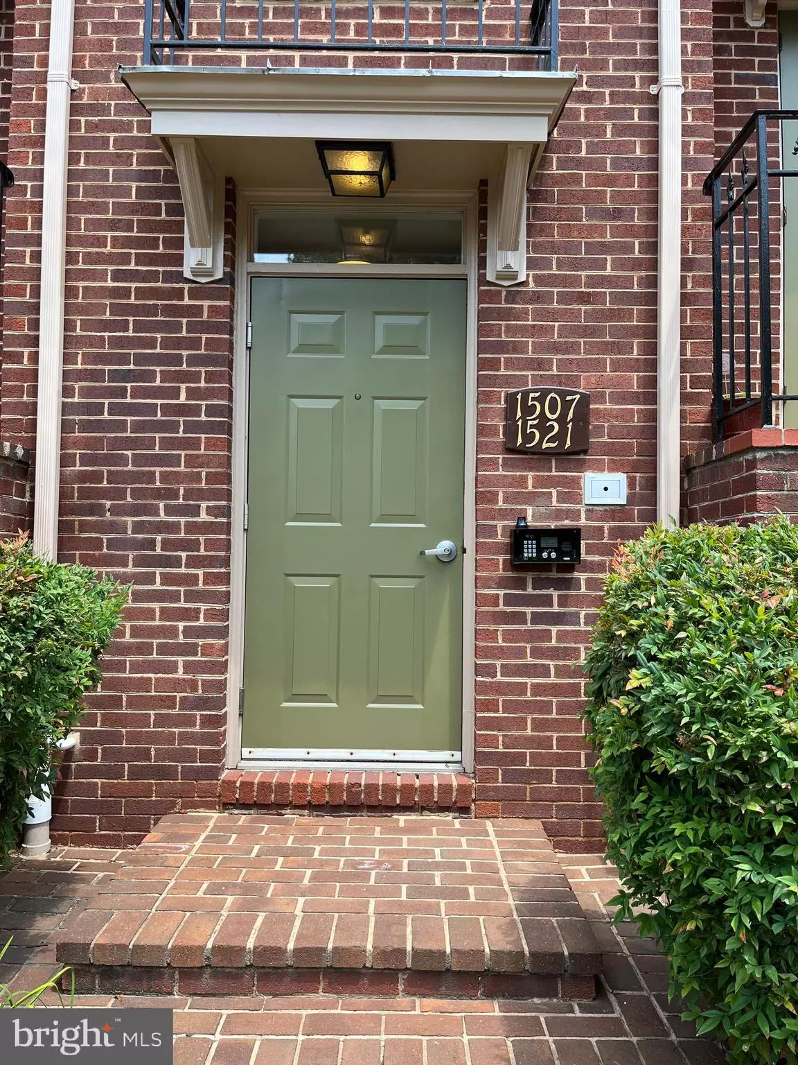 Alexandria, VA 22314,1507 ORONOCO ST #3-2