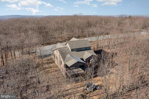 Hazle Township, PA 18202,107 S HONEYSUCKLE DR