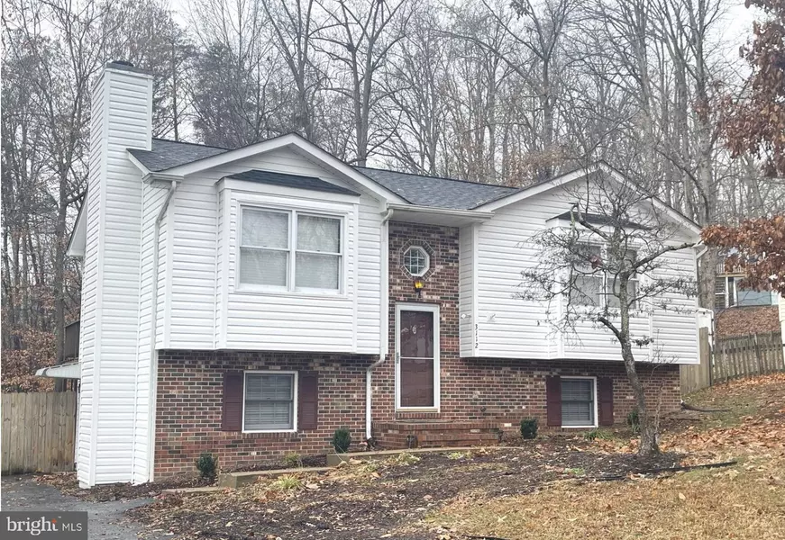 3112 BROWN HILL DR, Fredericksburg, VA 22408