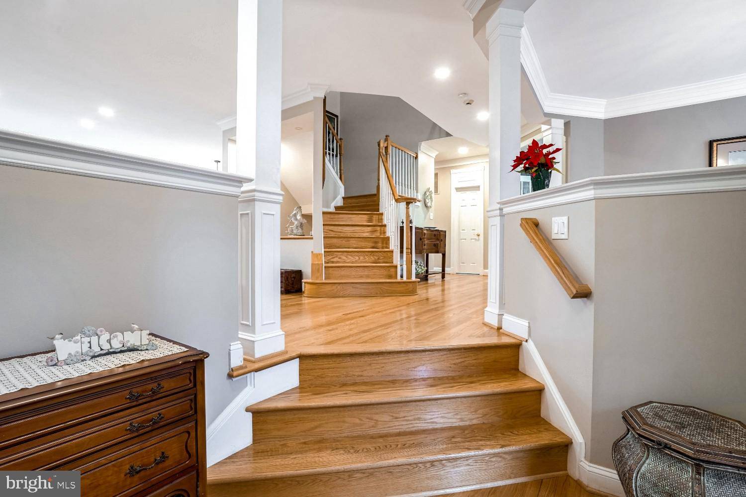 Dunn Loring, VA 22027,8013 WOLFTRAP RD