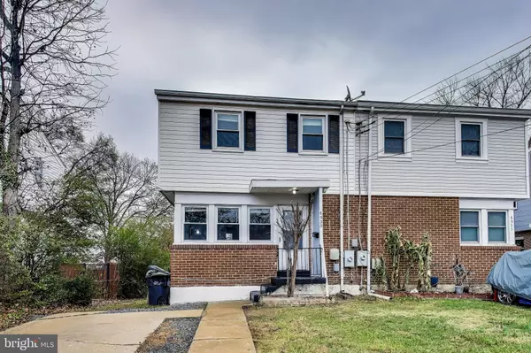 6933 WESTHAMPTON DR, Alexandria, VA 22307