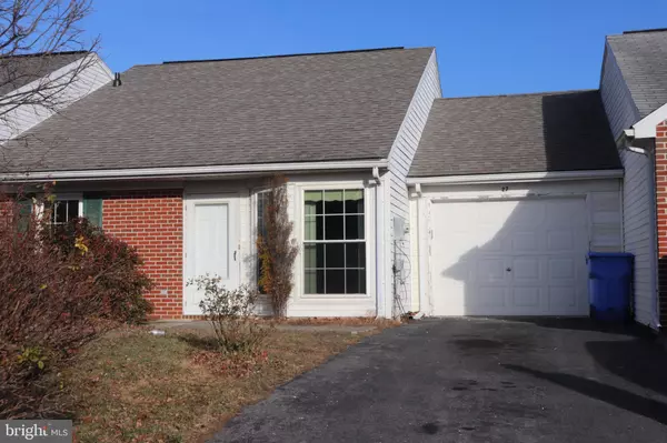 27 FIELDCREST DR, Mechanicsburg, PA 17050