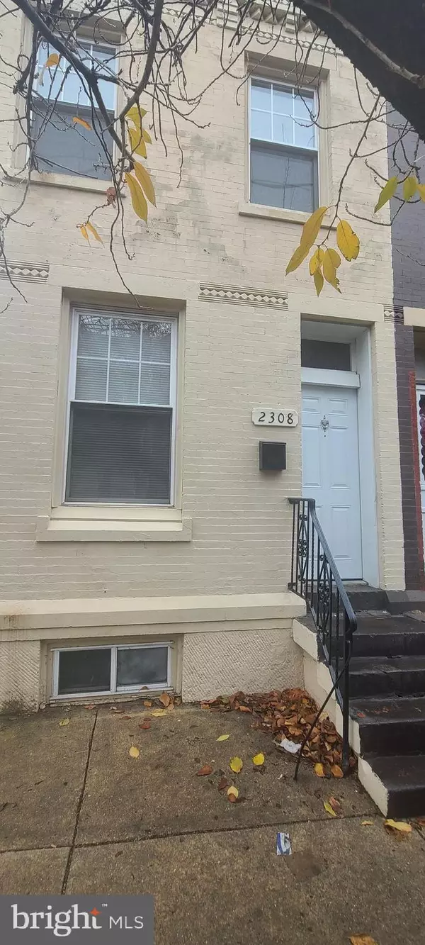 2308 W THOMPSON ST, Philadelphia, PA 19121