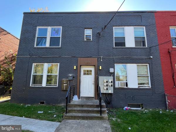 3205 D ST SE, Washington, DC 20019