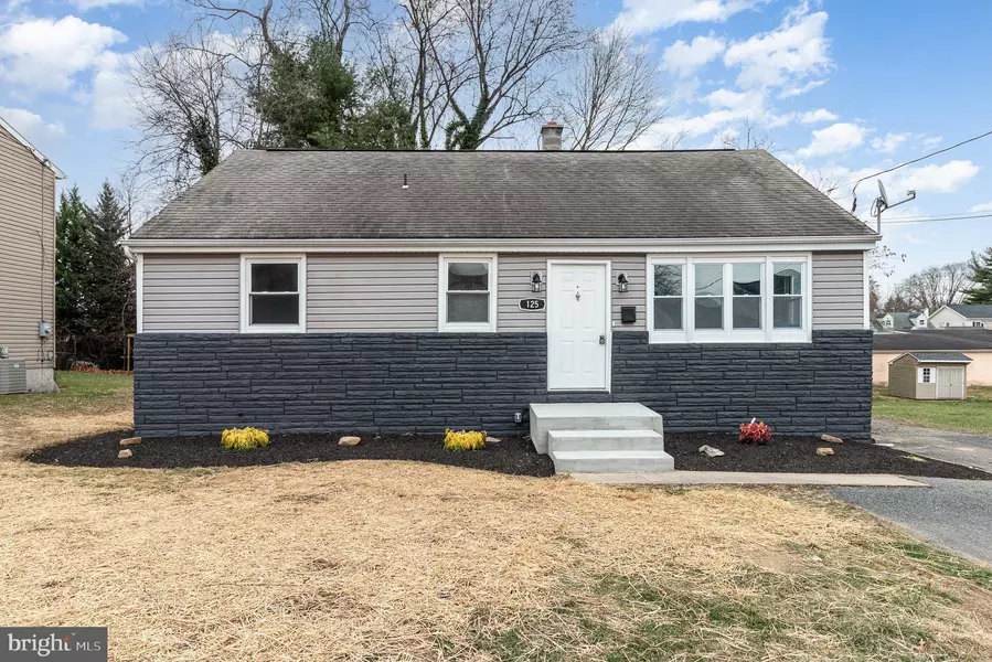 125 EVERGREEN ST, Hummelstown, PA 17036