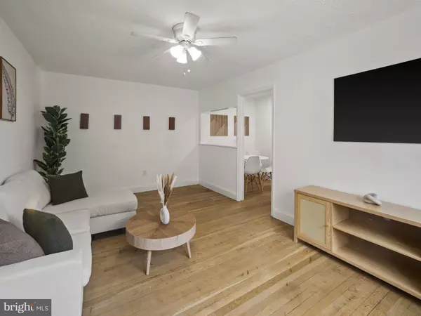 Washington, DC 20032,22 DANBURY ST SE #2