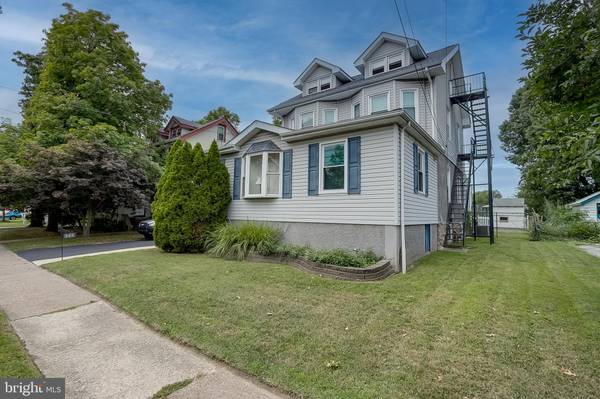 555 13TH AVE,  Prospect Park,  PA 19076