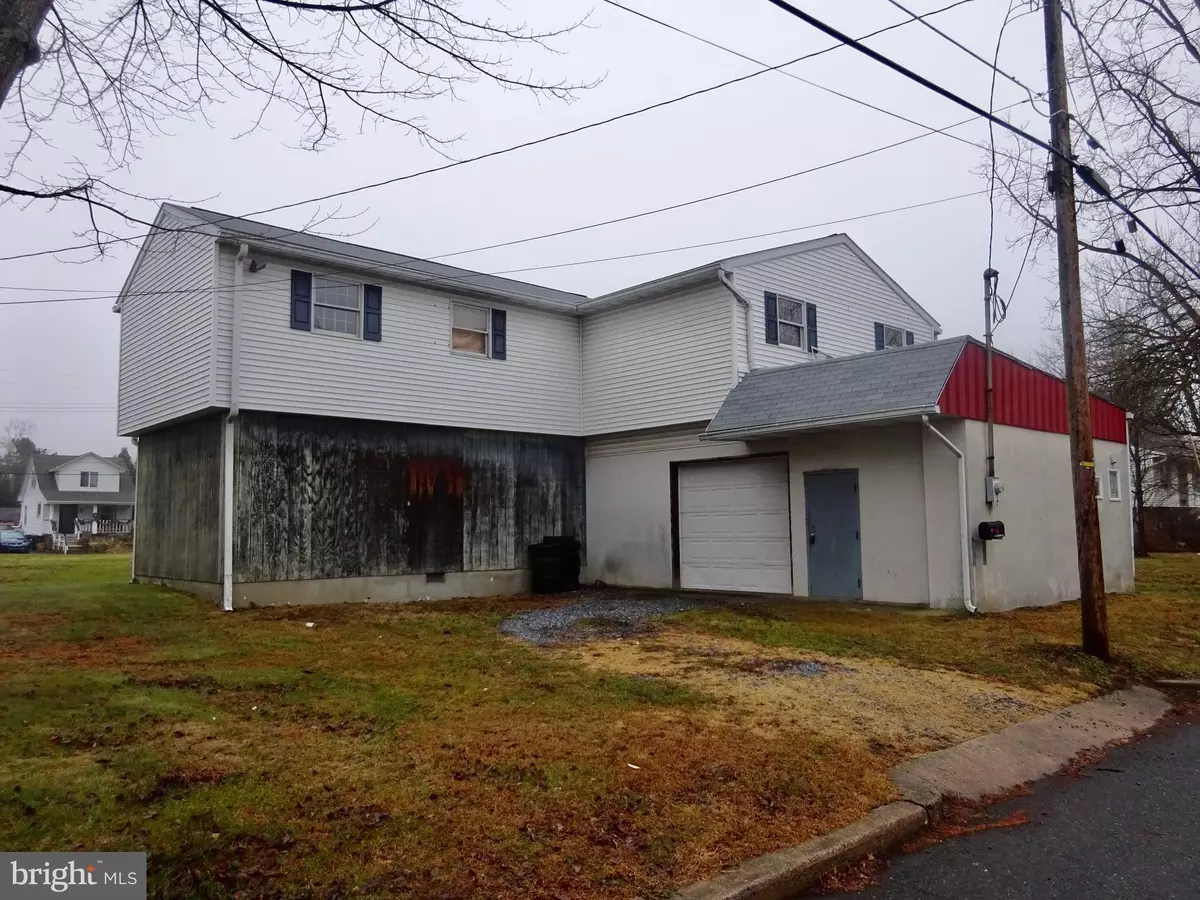 Reading, PA 19606,119 HEIDELBERG AVE