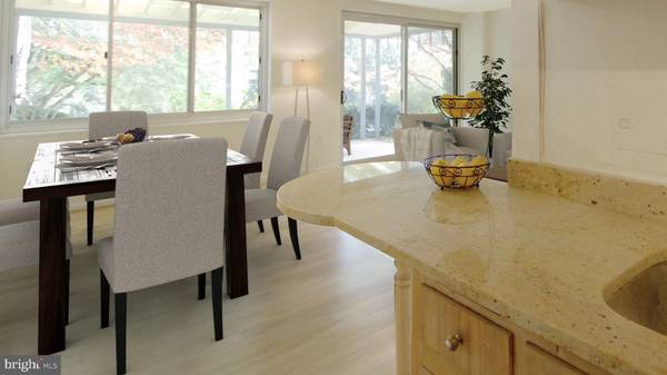 North Bethesda, MD 20852,10201 GROSVENOR #112