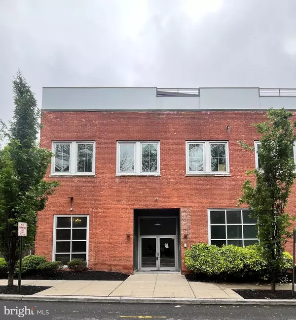 Morristown, NJ 07960,10 FORD AVE.