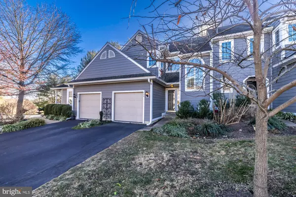 424 W VILLAGE LN, Chadds Ford, PA 19317