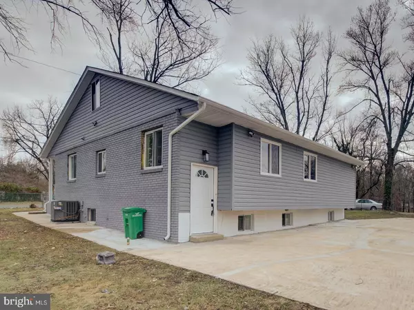 Temple Hills, MD 20748,4104 HENSON LN