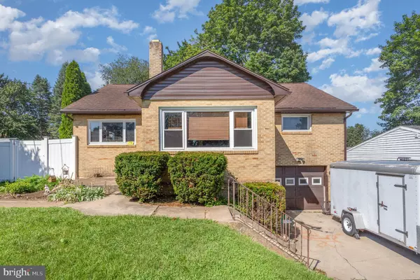 310 S BROAD ST, Mechanicsburg, PA 17055