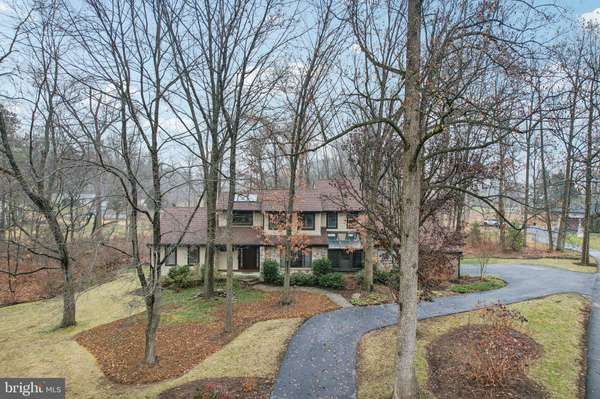 1563 OAK HOLLOW DR, Ambler, PA 19002