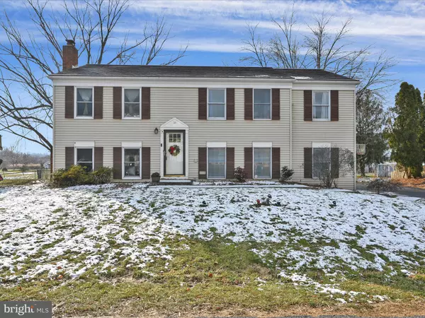 16 COBBLESTONE DR, Willow Street, PA 17584