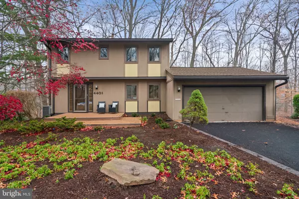 4401 OSSIAN HALL LN, Annandale, VA 22003