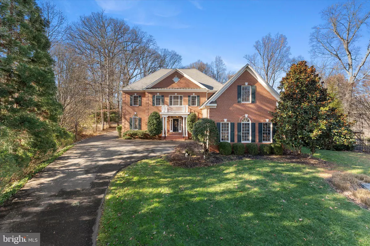 Oakton, VA 22124,10649 OAKTON RIDGE CT