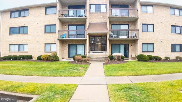 1 SUMMIT HILL CT #A-3,  Catonsville,  MD 21228