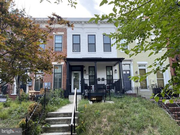 2228 13TH ST NW, Washington, DC 20009