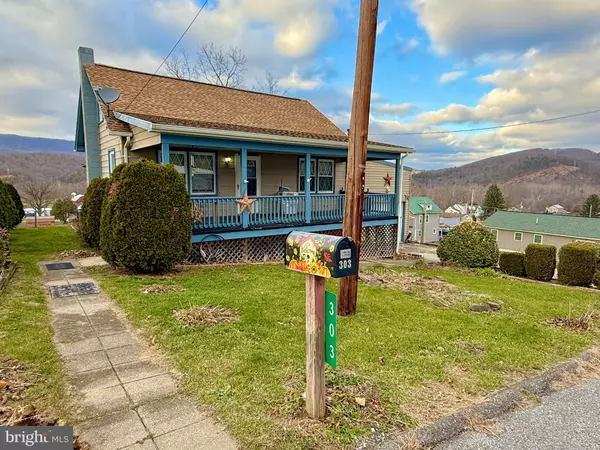 Saxton, PA 16678,303 16TH ST