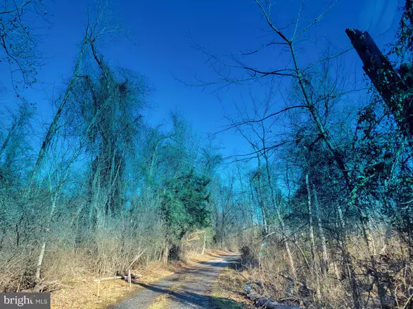 Emmitsburg, MD 21727,8722 HAMPTON VALLEY RD