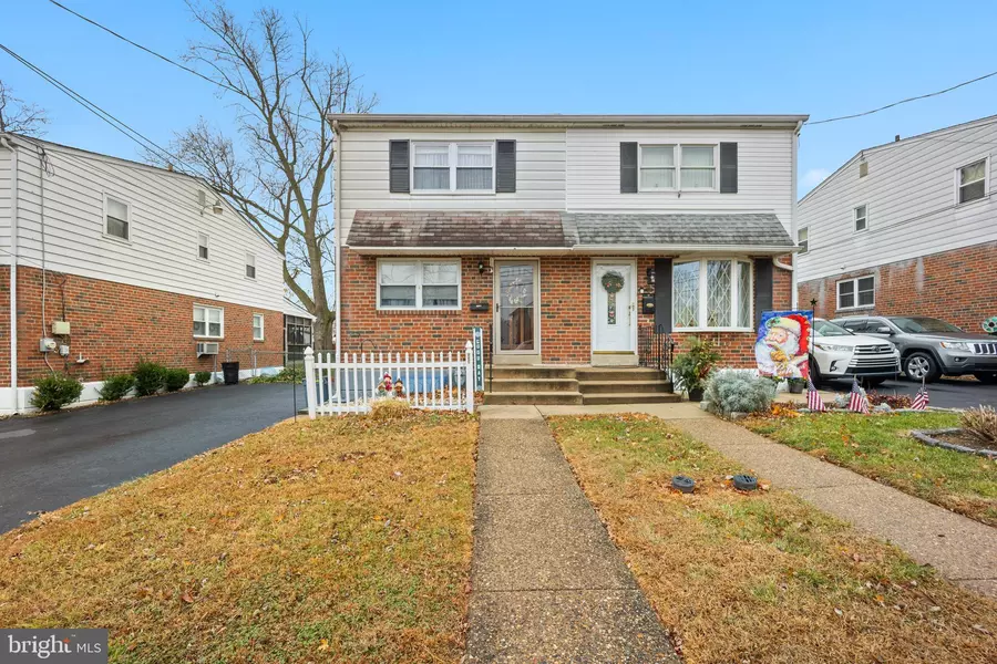 530 WILLOWS AVE, Folcroft, PA 19032