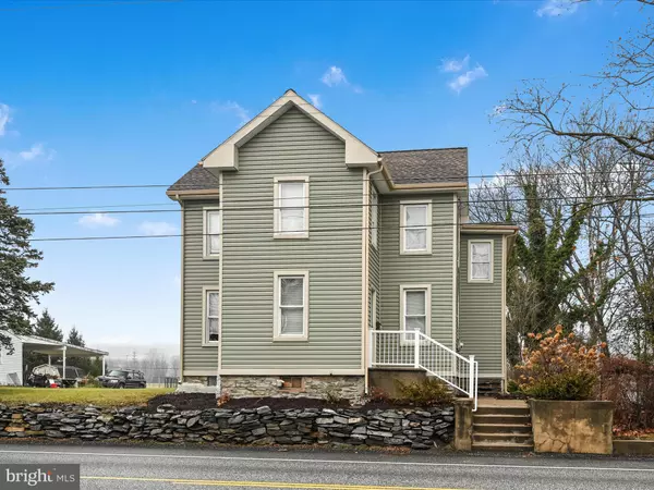 1103 E MAIN ST, Annville, PA 17003