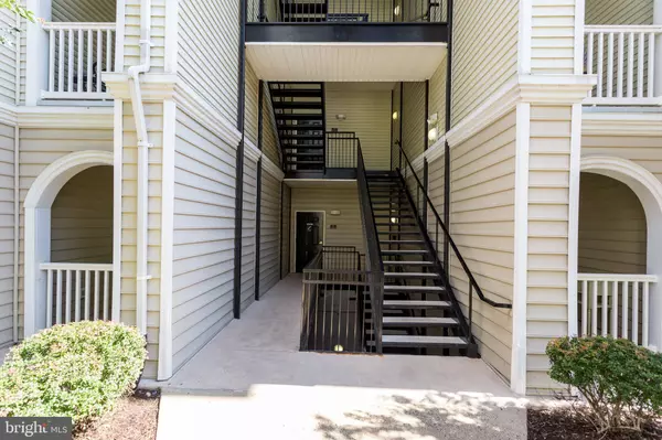 Alexandria, VA 22311,4551 STRUTFIELD LN #4225