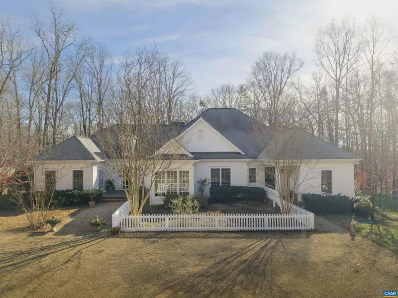 1335 SAINT JOHN RD, Gordonsville, VA 22947