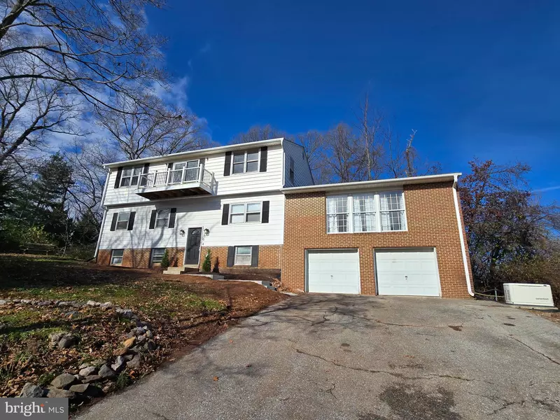 4304 CALVERT CIR, Frederick, MD 21703