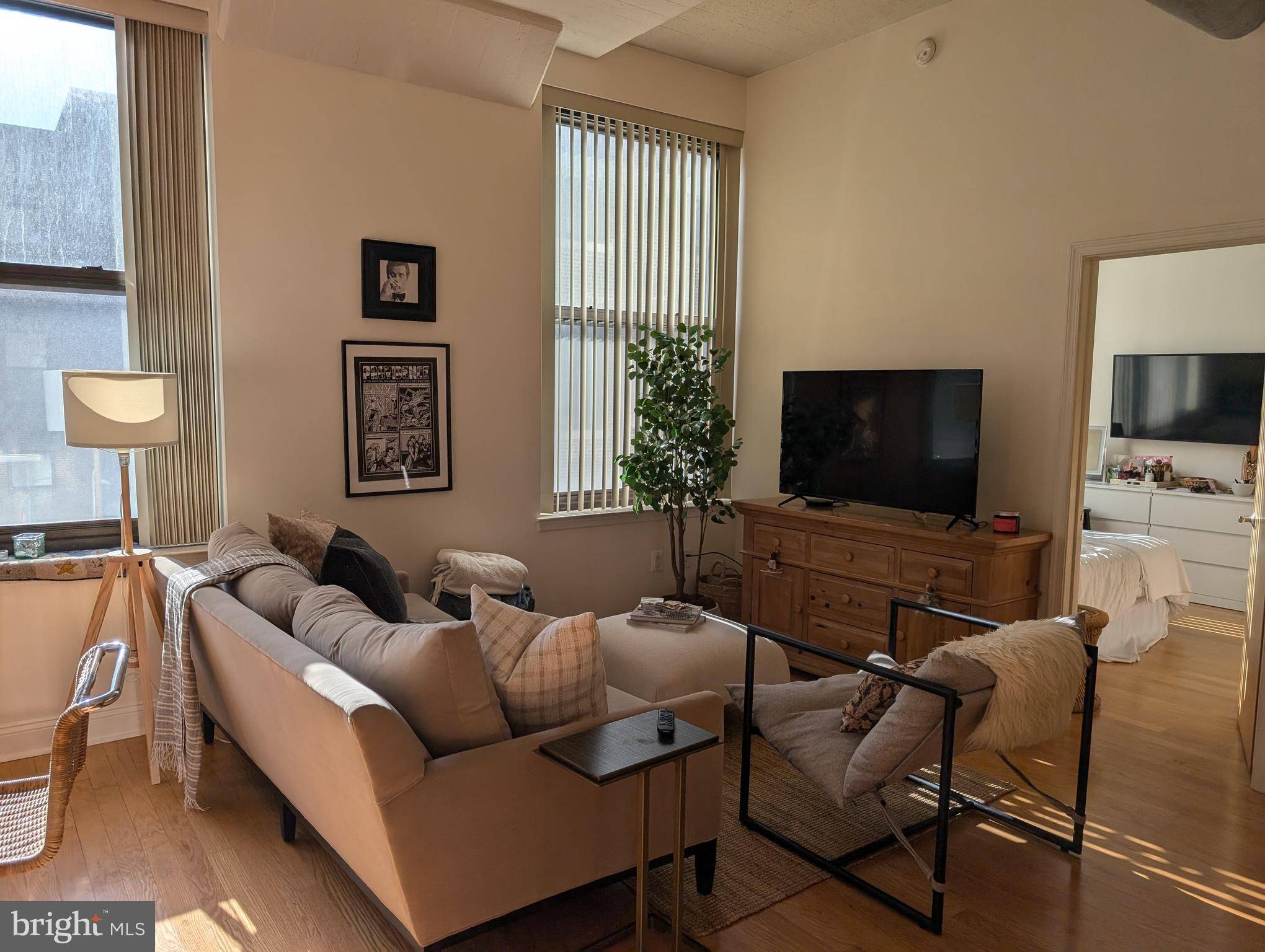 Philadelphia, PA 19146,1100 S BROAD ST #402B