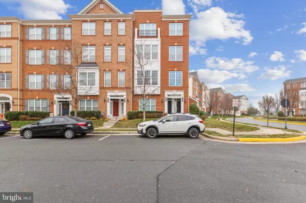 Ashburn, VA 20148,23567 BELVOIR WOODS TER