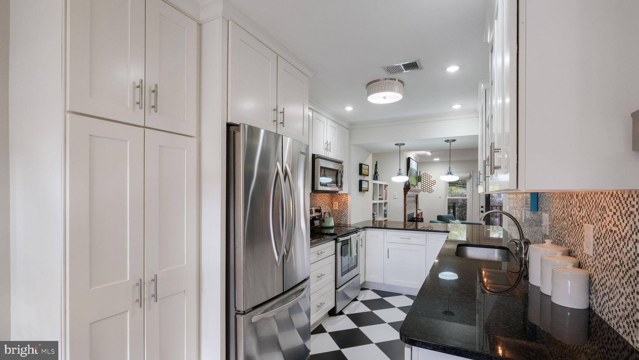 Doylestown, PA 18901,13 KINGS CROSS CIR