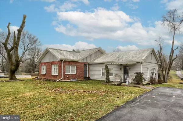 41 SAMPLE BRIDGE RD, Mechanicsburg, PA 17050