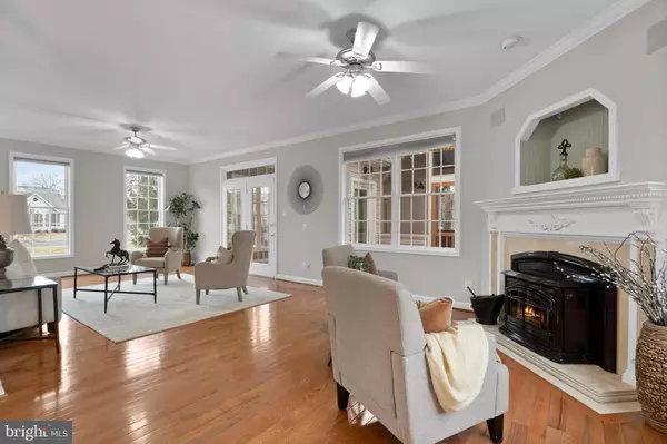 Waldorf, MD 20601,13971 WETHERBURN ST