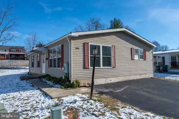 644 APPLE ST, Red Hill, PA 18076