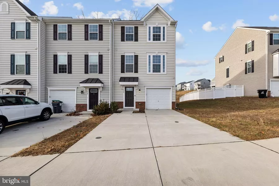 526 LANDING DR, Fredericksburg, VA 22405