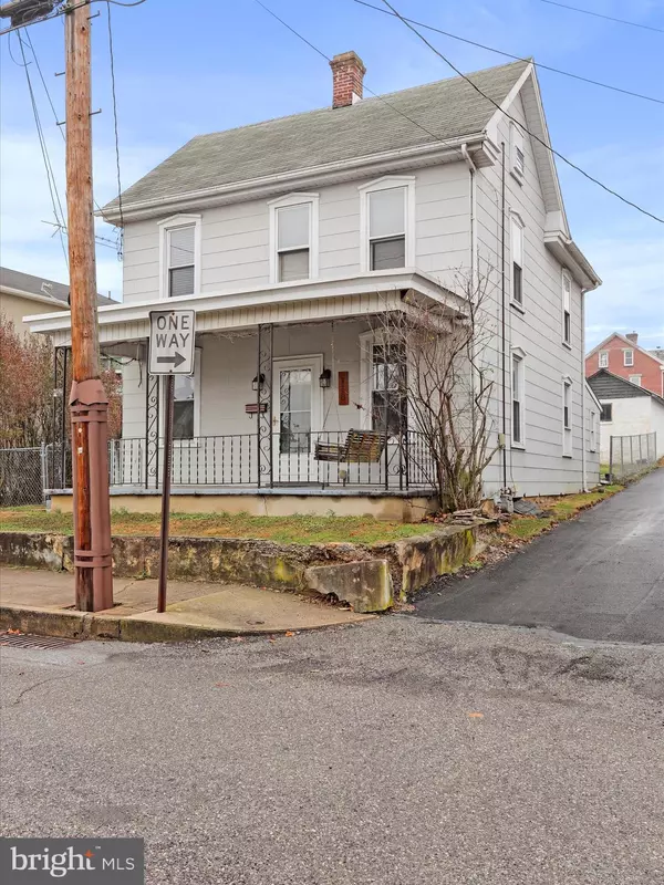 Waynesboro, PA 17268,118 RIDGE AVENUE AVE