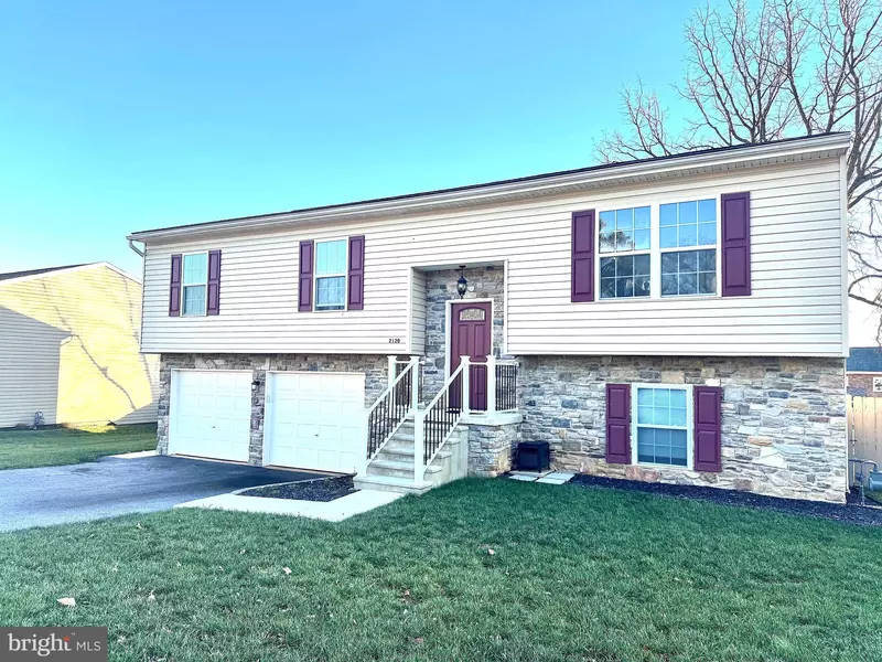 2120 ORANGE ST, York, PA 17404