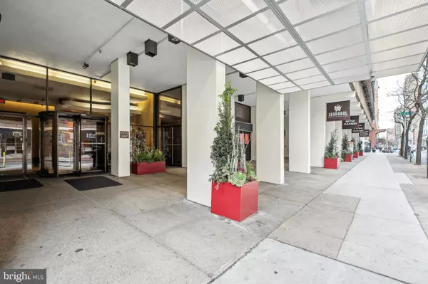 Philadelphia, PA 19107,1326-42 SPRUCE ST #1908
