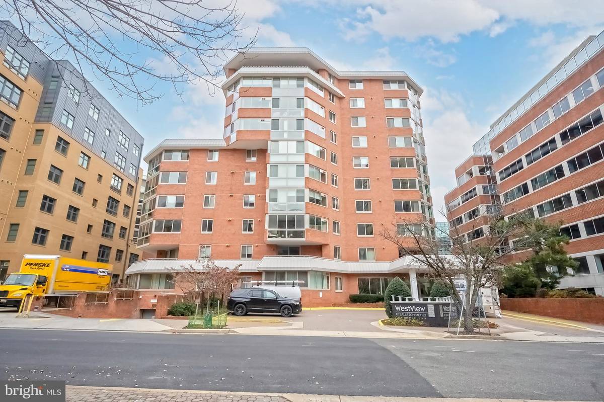 Arlington, VA 22201,1001 N VERMONT ST N #311