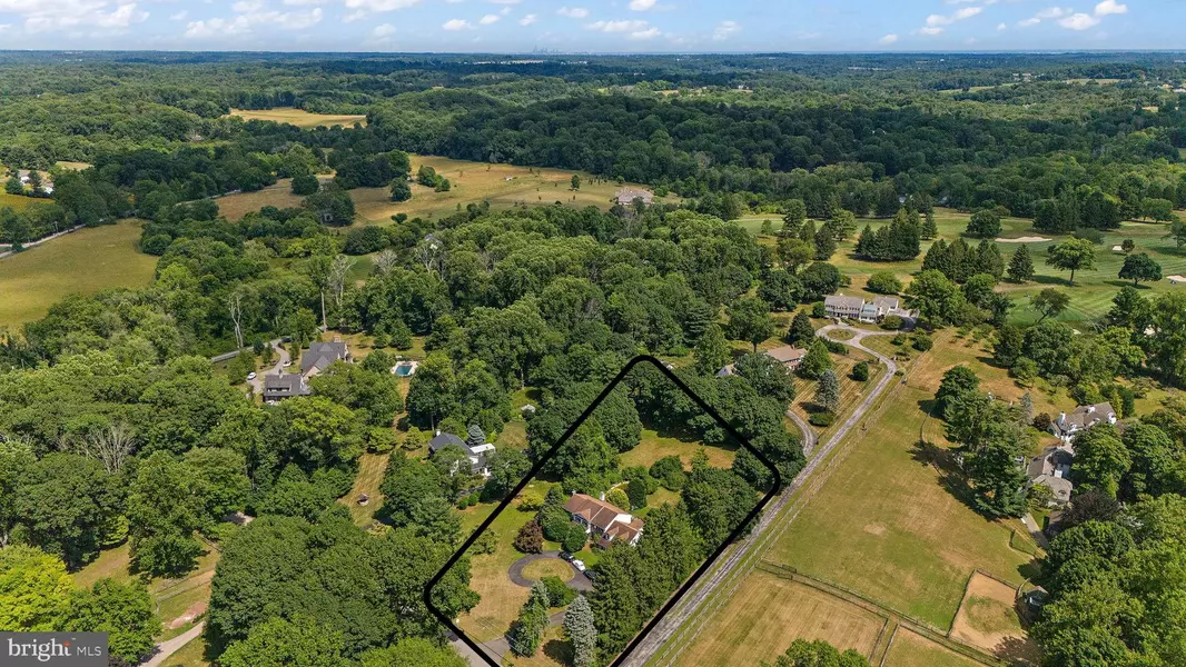 121 DAVIS RD, Malvern, PA 19355