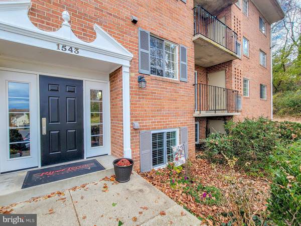 Woodbridge, VA 22192,1543 COLONIAL DR #104