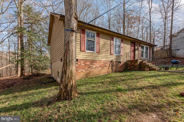 Ruther Glen, VA 22546,220 CEDAR RIDGE DR