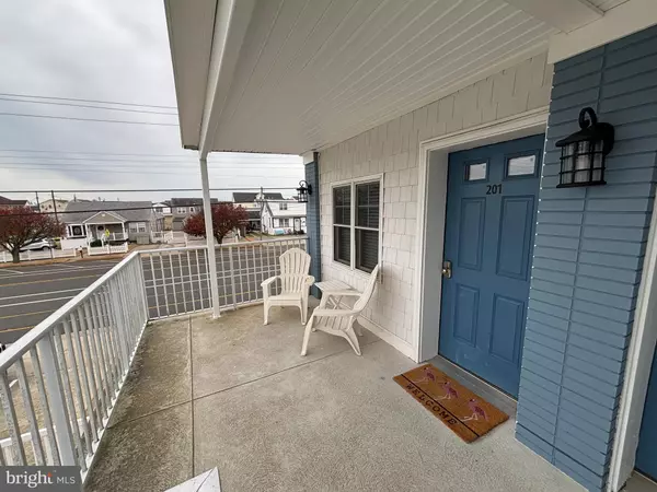 North Wildwood, NJ 08260,1400 SURF AVE #201