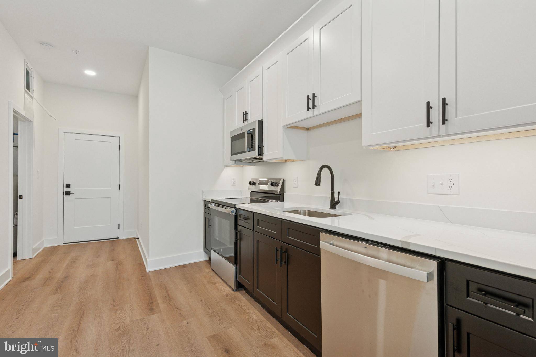 Phoenixville, PA 19460,197 BRIDGE ST #403