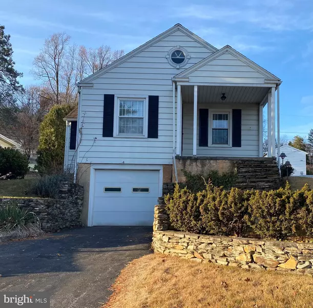 1713 LIGGETT AVE, Reading, PA 19607