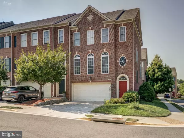 Lorton, VA 22079,8410 CHAUCER HOUSE CT