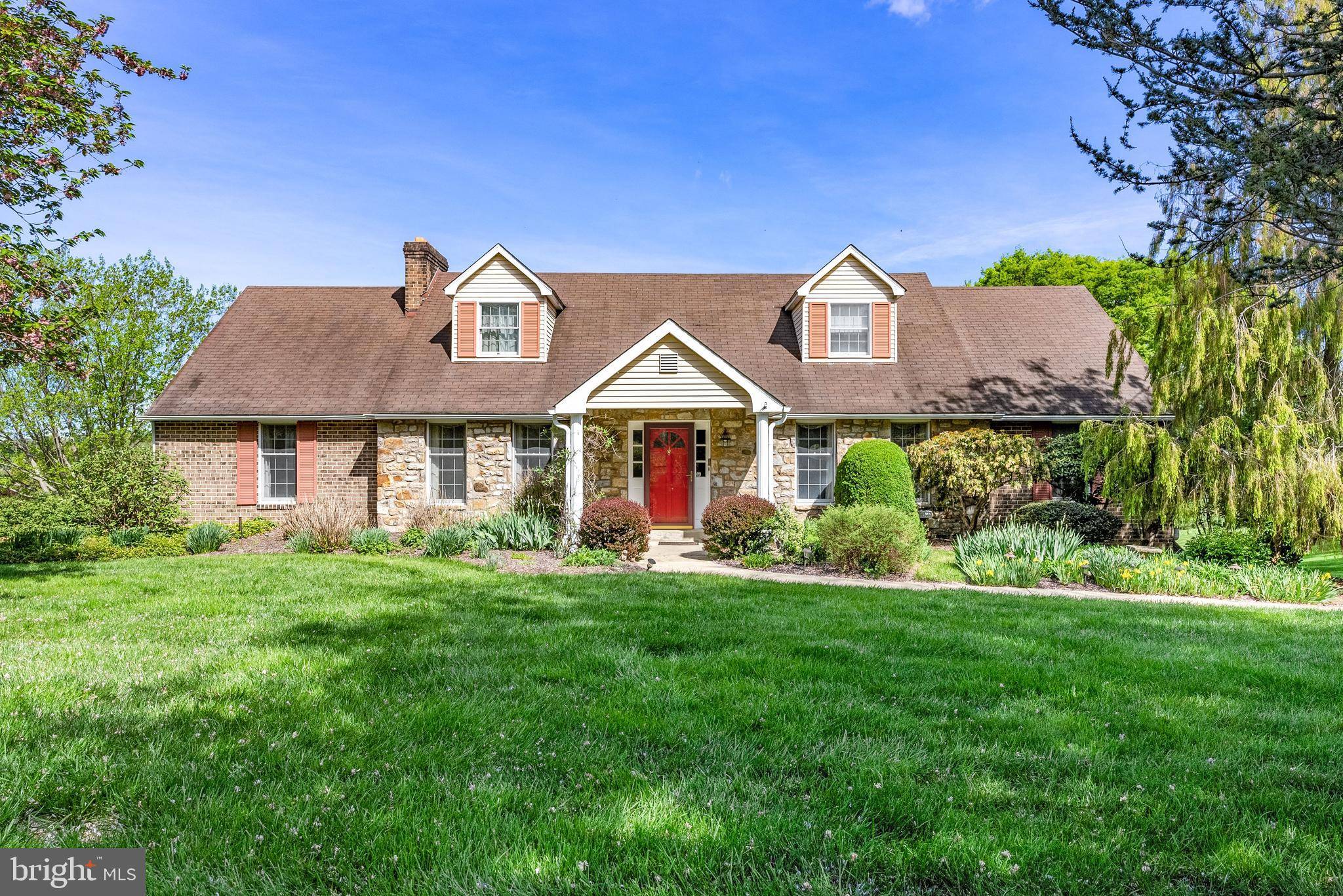 1073 COUNTRY CLUB RD, West Chester, PA 19382